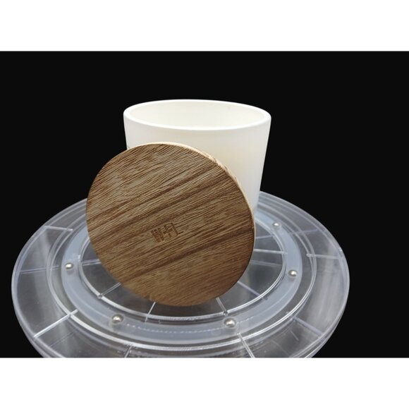 Wolf Lamb W L Rose Water Essential Oils 13 Oz Candle Wooden Lid Frosted Glass Ja - Picture 10 of 13